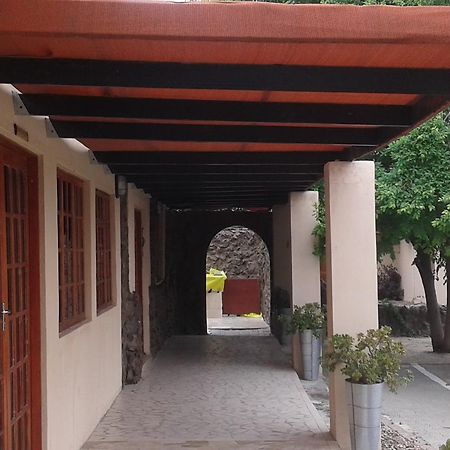 Larissa Hotel Maun Luaran gambar